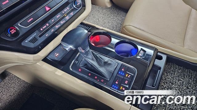 Kia All New Carnival Prestige, 2017 9