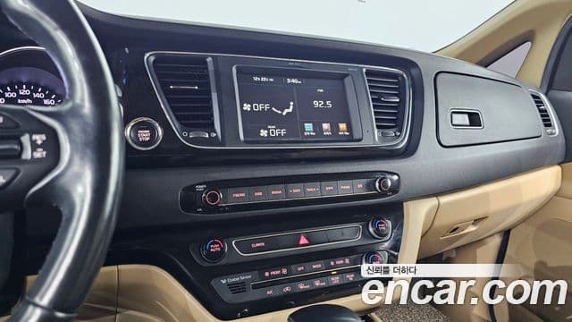 Kia All New Carnival Prestige, 2017 16