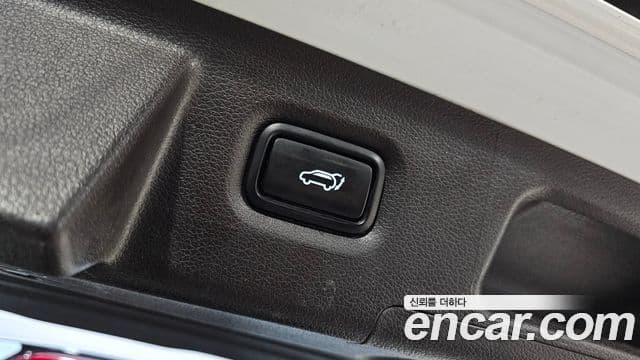 Hyundai The / новый New Santa Fe Prestige, 2022 19