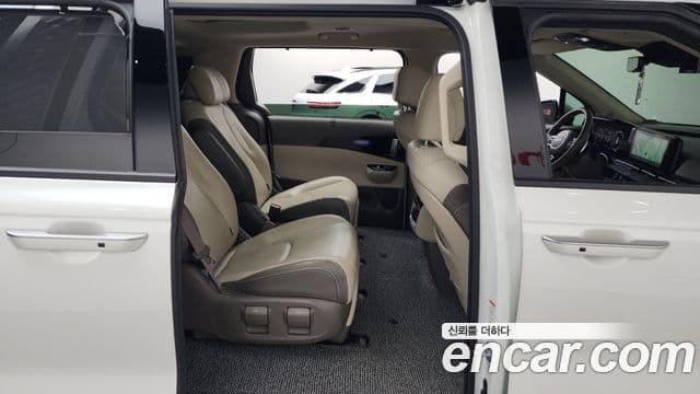 Kia Carnival 4세대 Signature, 2023 12
