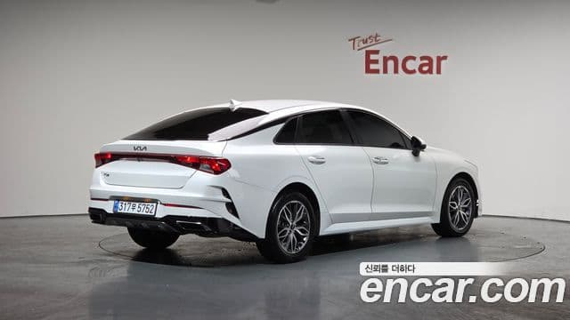 Kia K5 3세대 Prestige, 2022 2