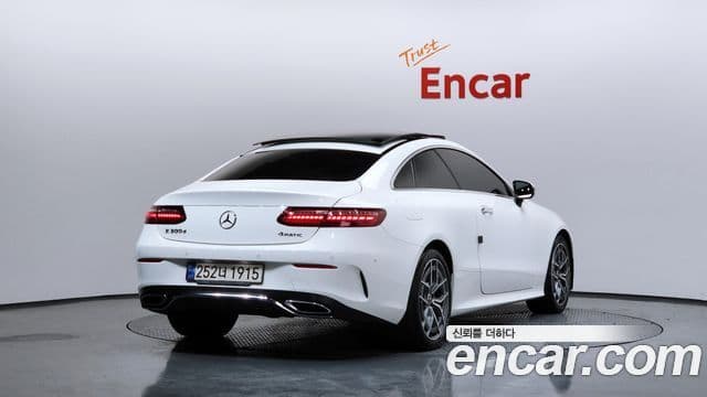 Mercedes-Benz E-класс W213 E300d 4MATIC купе, 2023 2