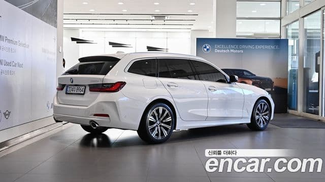 BMW 3시리즈 (G20) 320i Туринг (Touring), 2025 4