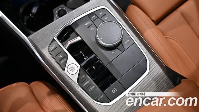 BMW 3시리즈 (G20) 320i Туринг (Touring), 2025 11