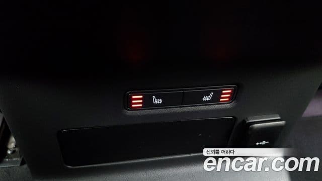 Land Rover Range Rover Velar 3.0 P400 R-Dynamic HSE, 2023 11