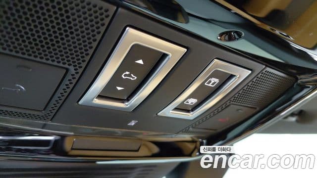 Land Rover Range Rover Velar 3.0 P400 R-Dynamic HSE, 2023 18