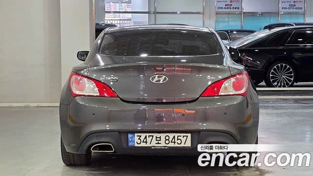 Hyundai Genesis купе 200 турбо P, 2009 6