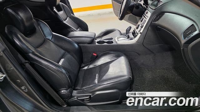 Hyundai Genesis купе 200 турбо P, 2009 12