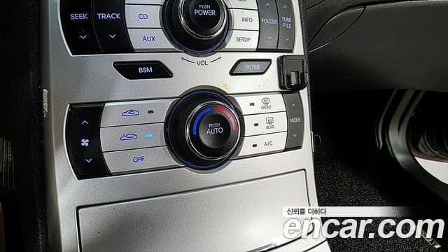 Hyundai Genesis купе 200 турбо P, 2009 15