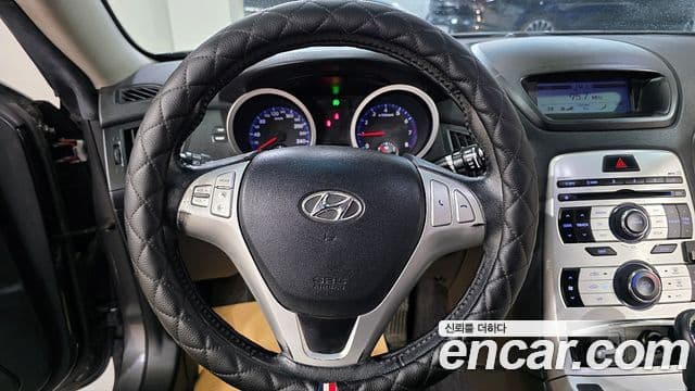 Hyundai Genesis купе 200 турбо P, 2009 16