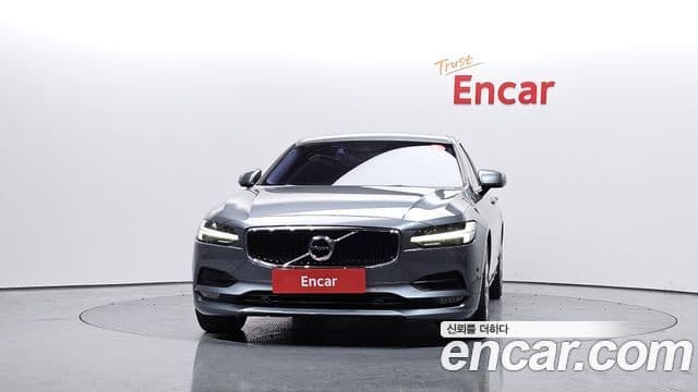 Volvo S90 D4 Momentum, 2018 3