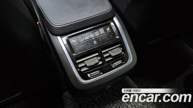 Volvo S90 D4 Momentum, 2018 18