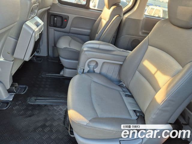 Hyundai Grand Starex CVX Deluxe, 2008 12