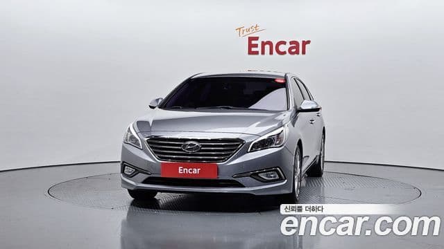 Hyundai LF Sonata Special, 2015 3