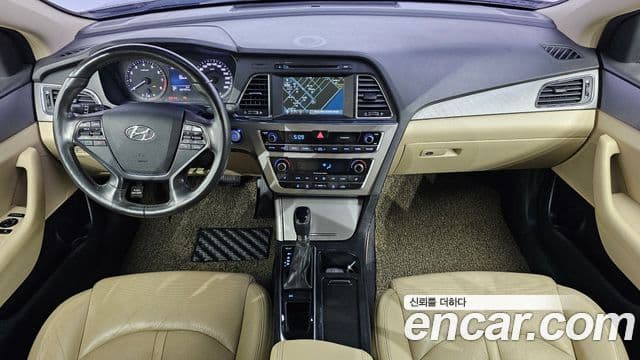 Hyundai LF Sonata Special, 2015 7