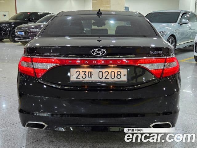 Hyundai Grandeur HG гибрид Premium, 2016 4