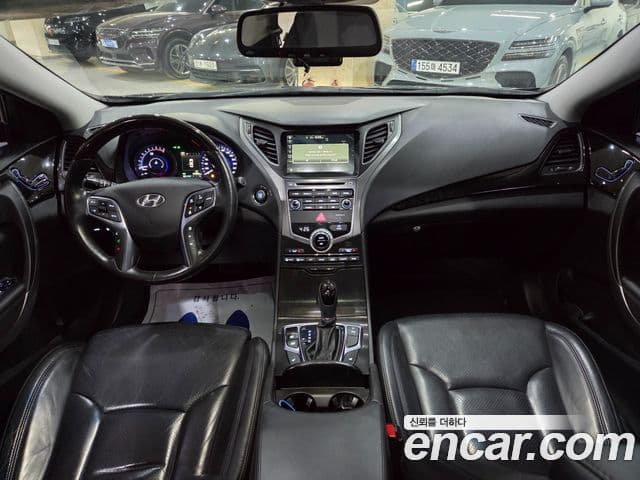 Hyundai Grandeur HG гибрид Premium, 2016 8