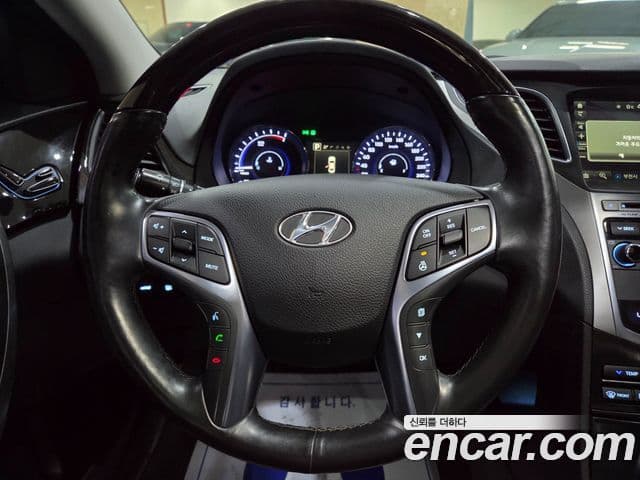 Hyundai Grandeur HG гибрид Premium, 2016 9