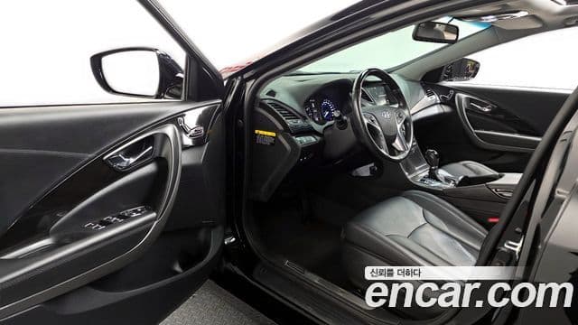 Hyundai Grandeur HG HG240 Modern Collection, 2017 10