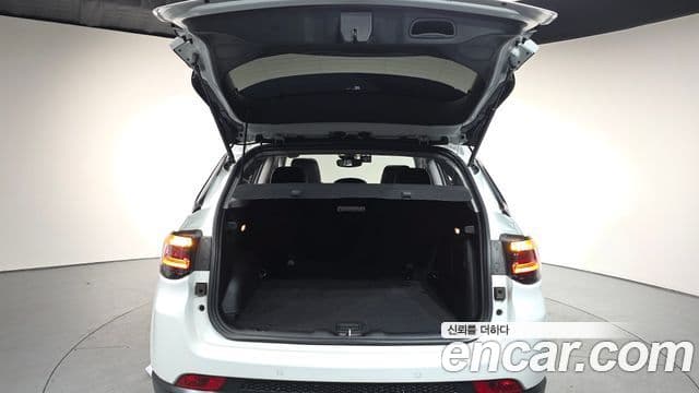 Jeep Compass 2세대 2.4 Limited AWD, 2022 20