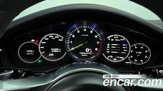 Porsche Panamera (971) 2.9 AWD E-гибрид, 2019 8