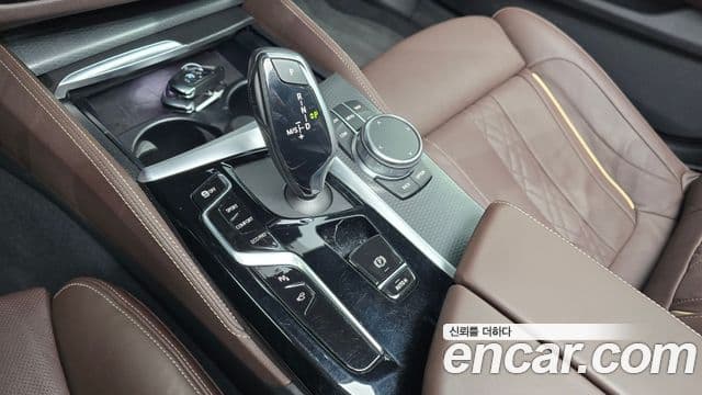 BMW 5시리즈 (G30) 523d M Sport, 2023 9