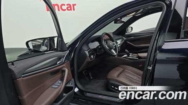 BMW 5시리즈 (G30) 523d M Sport, 2023 10