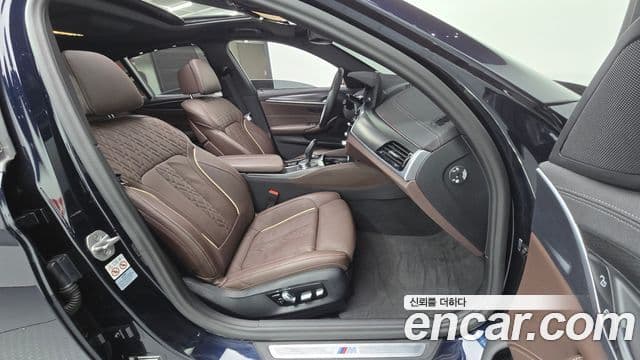 BMW 5시리즈 (G30) 523d M Sport, 2023 11