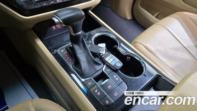 Kia The / новый New Carnival Noblesse, 2019 9