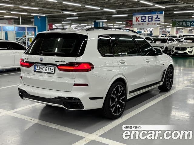 BMW X7 (G07) xDrive 30d M Sport 6인승, 2020 2