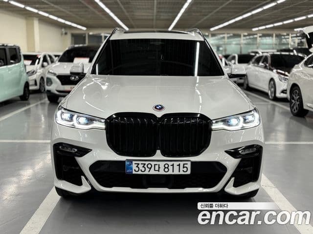 BMW X7 (G07) xDrive 30d M Sport 6인승, 2020 3