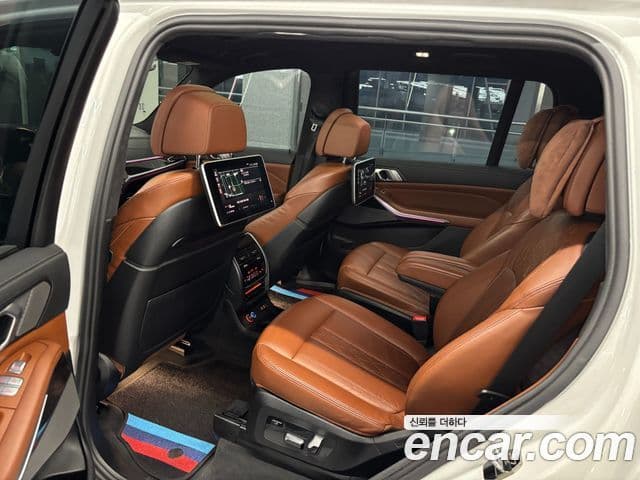 BMW X7 (G07) xDrive 30d M Sport 6인승, 2020 12