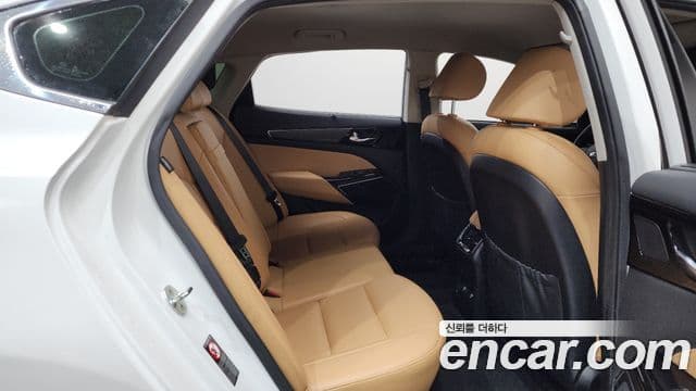 Kia K7 Premier гибрид Noblesse, 2020 12