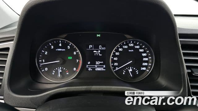 Hyundai Avante AD 1.6 GDI Smart, 2016 8