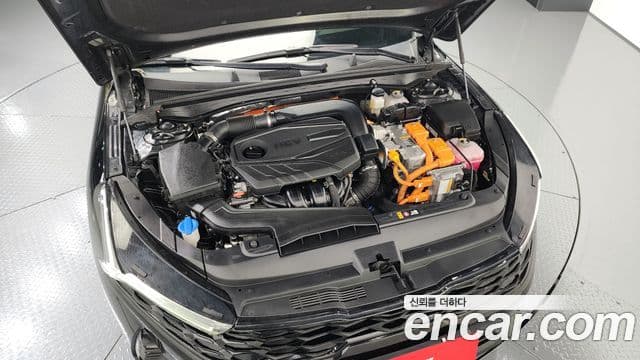 Kia K5 гибрид 3세대 Prestige, 2022 6