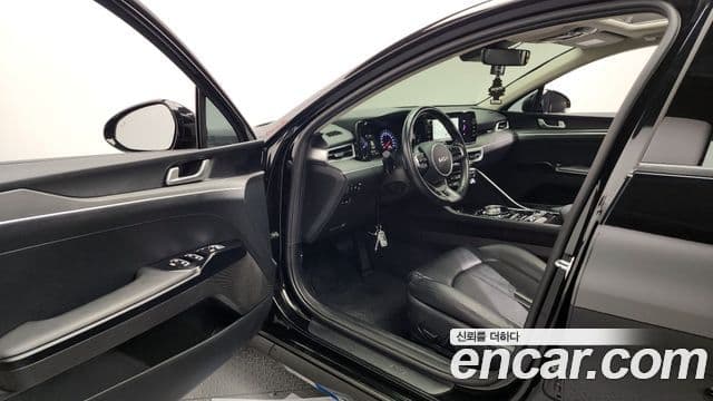 Kia K5 гибрид 3세대 Prestige, 2022 10