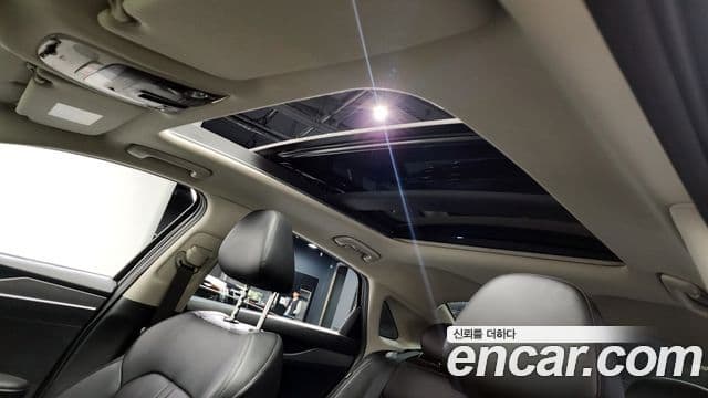 Kia K5 гибрид 3세대 Prestige, 2022 19