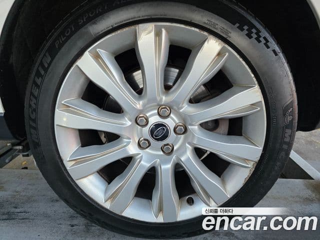 Land Rover Range Rover 4세대 3.0 TDV6 Vogue SE дизель, 2013 16