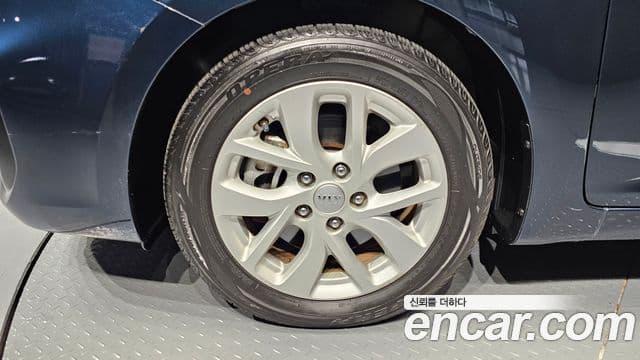 Kia The / новый New Carens Luxury, 2017 все фото