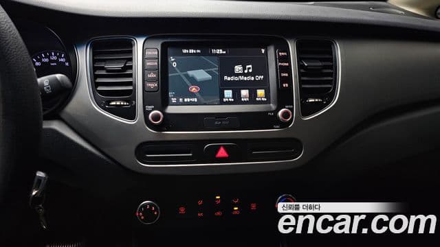 Kia The / новый New Carens Luxury, 2017 14