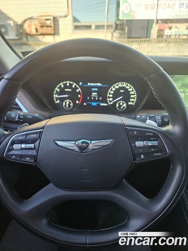 Genesis G90 Prestige, 2019 8