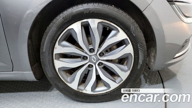 Renault Korea(Samsung) SM6 2.0 LPe LE (для людей с инвалидностью), 2016 все фото