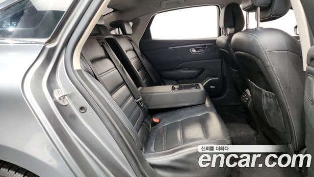 Renault Korea(Samsung) SM6 2.0 LPe LE (для людей с инвалидностью), 2016 12