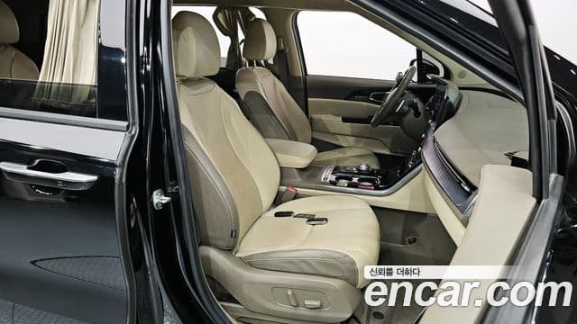 Kia Carnival 4세대 Signature, 2023 10