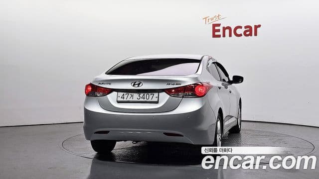 Hyundai Avante MD Luxury, 2012 4