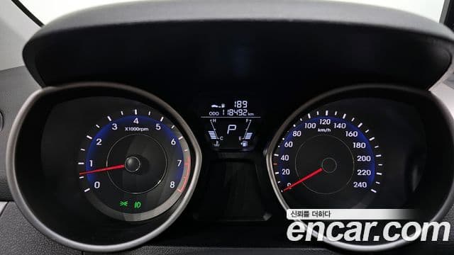 Hyundai Avante MD Luxury, 2012 8