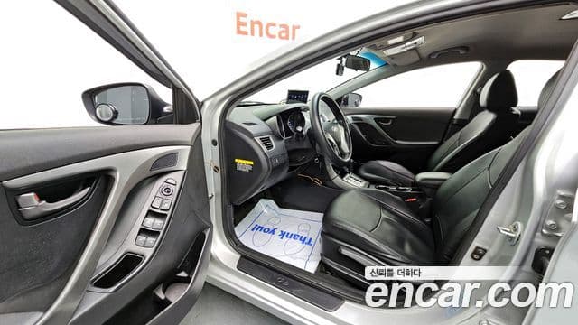 Hyundai Avante MD Luxury, 2012 10