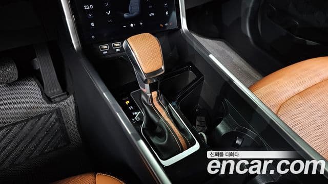 KG모빌리티(SsangYong) Torres T7, 2023 9