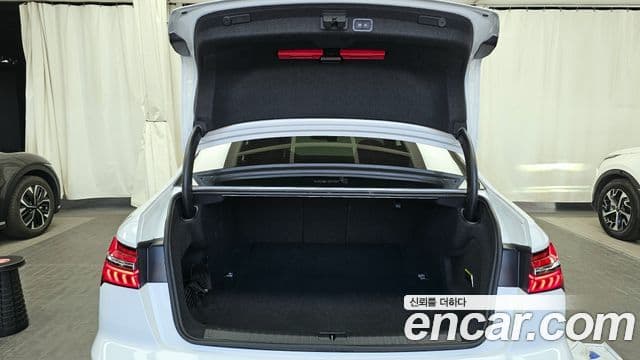 Audi A6 (C8), 2020 20