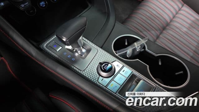 Genesis The / новый New G70 슈팅브레이크, 2023 9